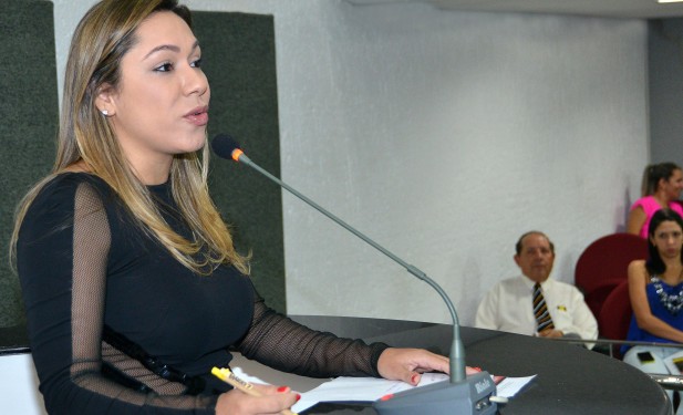 Luana Ribeiro apoia curso de formação e convocação imediata de aprovados em concurso da Polícia Civil