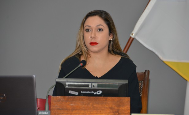 “Decreto da Assembleia precisa ser respeitado”, diz Luana Ribeiro sobre declarações do presidente do Detran