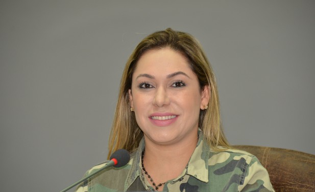 Luana Ribeiro propõe que 10% de multa do Procon vá para quem fez a denúncia