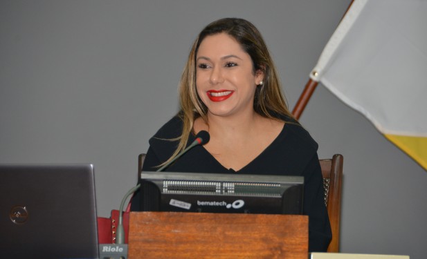 Luana convida para  sessão solene em comemoração ao Dia Internacional de Conscientização do Autismo