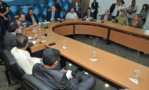 “Se não tem incentivo fiscal, não há atrativos”, destaca Luana em evento de assinatura de MP no Palácio