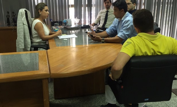 Em reunião com presidente interina Luana Ribeiro advogados da APRA-TO dialogam sobre restituição de direitos dos militares