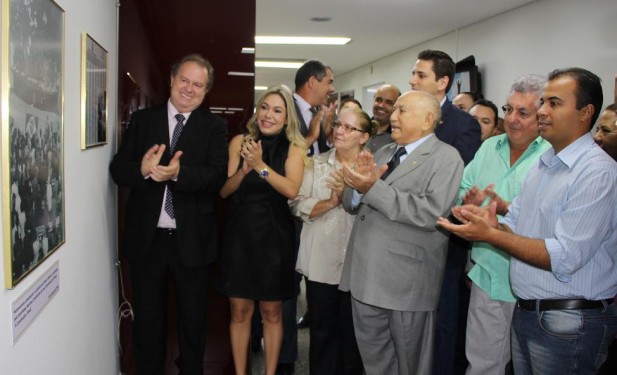 Registros fotográficos sobre a criação do Tocantins ganham espaço na Assembleia